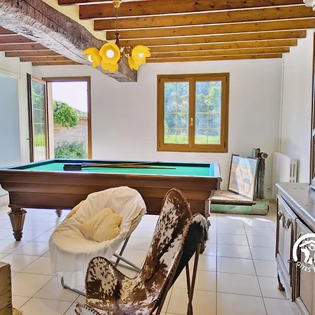 Lign' Du Bois, 7 Personnes Holiday home Lesbois